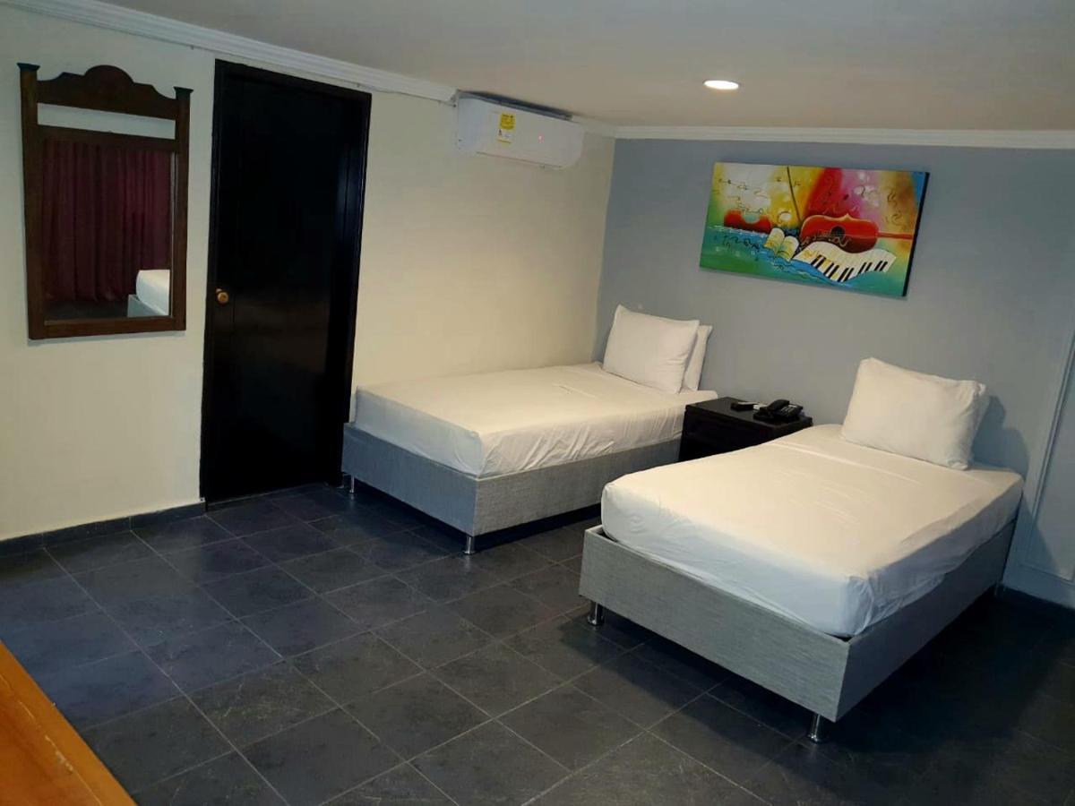 Hotel Puerta De Oro Барранкилья Экстерьер фото