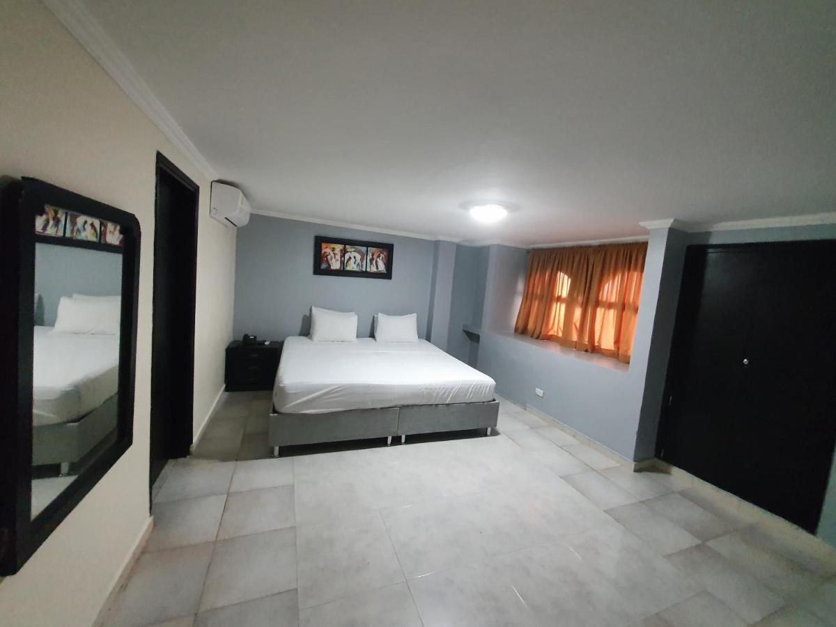 Hotel Puerta De Oro Барранкилья Экстерьер фото