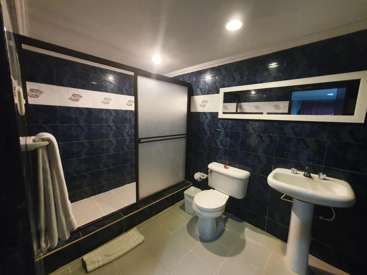 Hotel Puerta De Oro Барранкилья Экстерьер фото