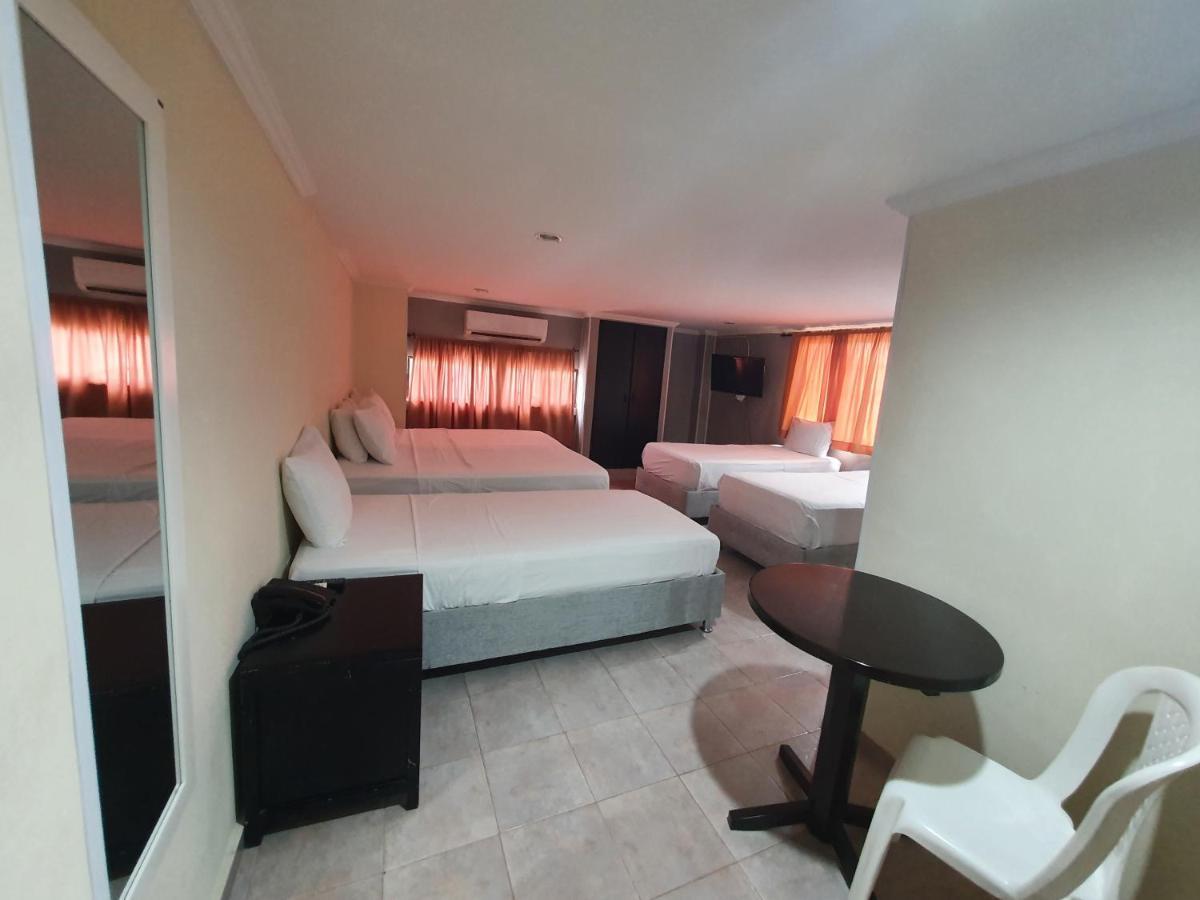 Hotel Puerta De Oro Барранкилья Экстерьер фото